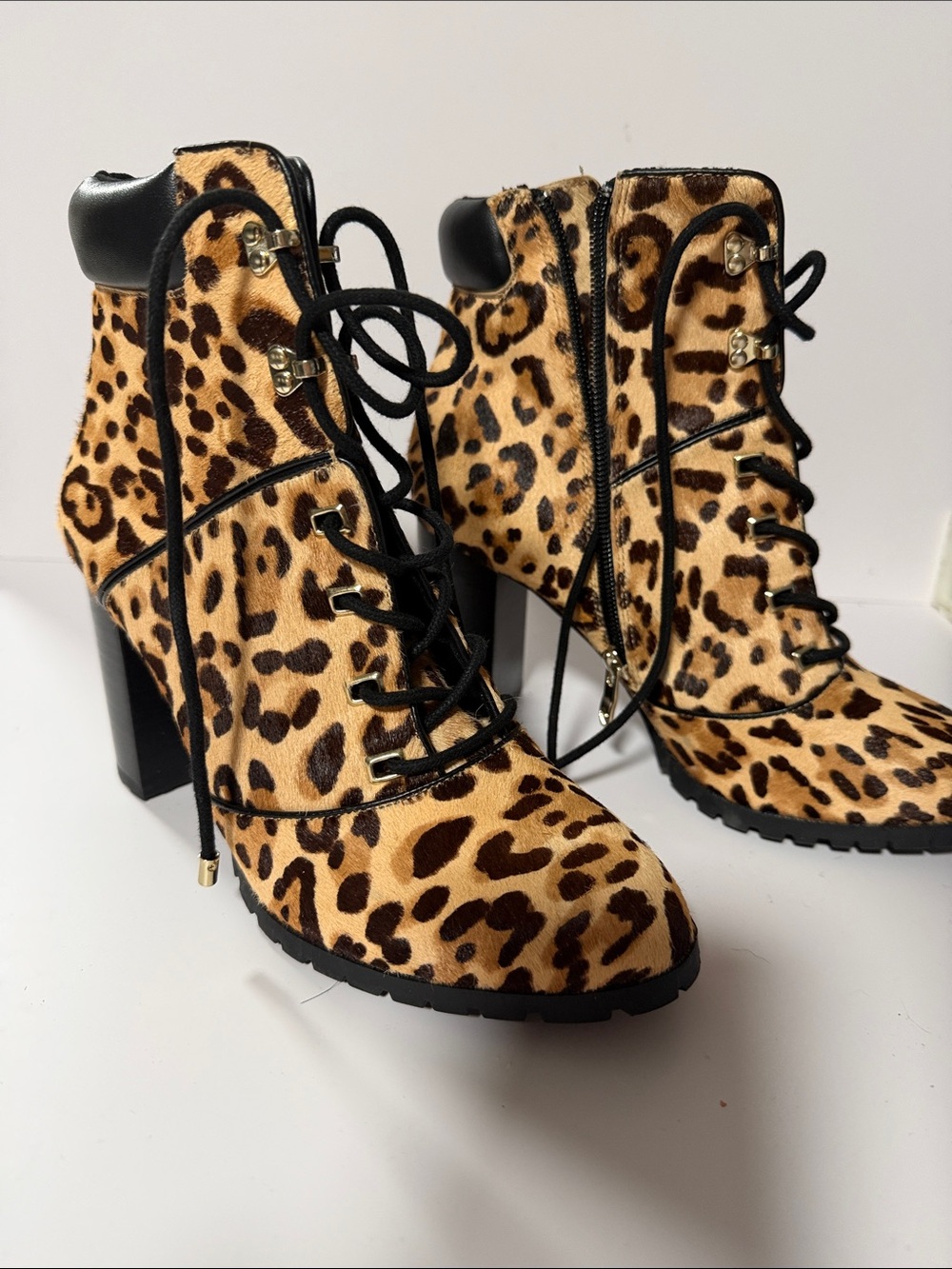 ANTONIO MELANI Leopard Print Lace-Up Block Heel Ankle Boots - Tan/Black